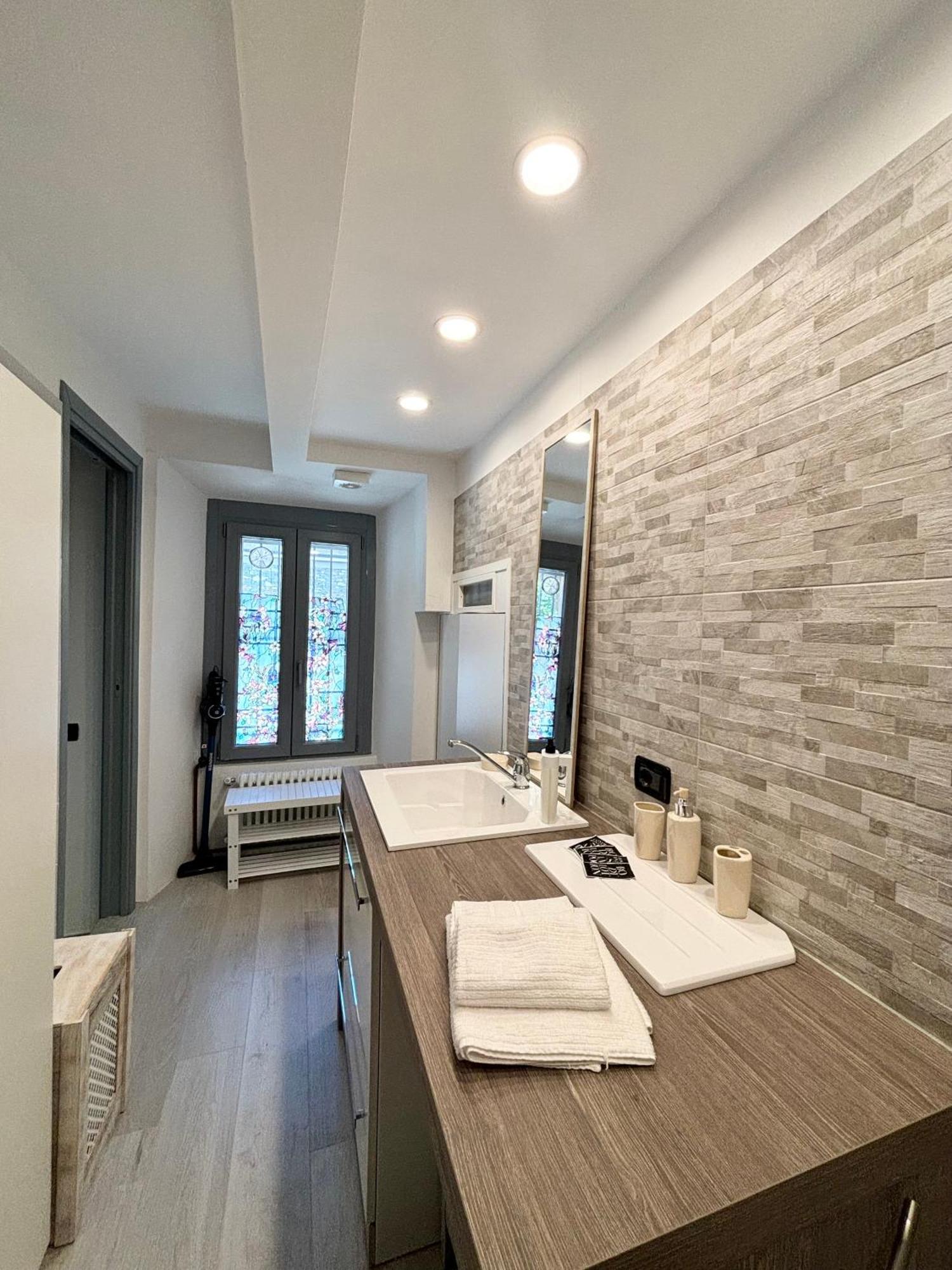Ferienwohnung La Casa Di Ale Como Exterior foto